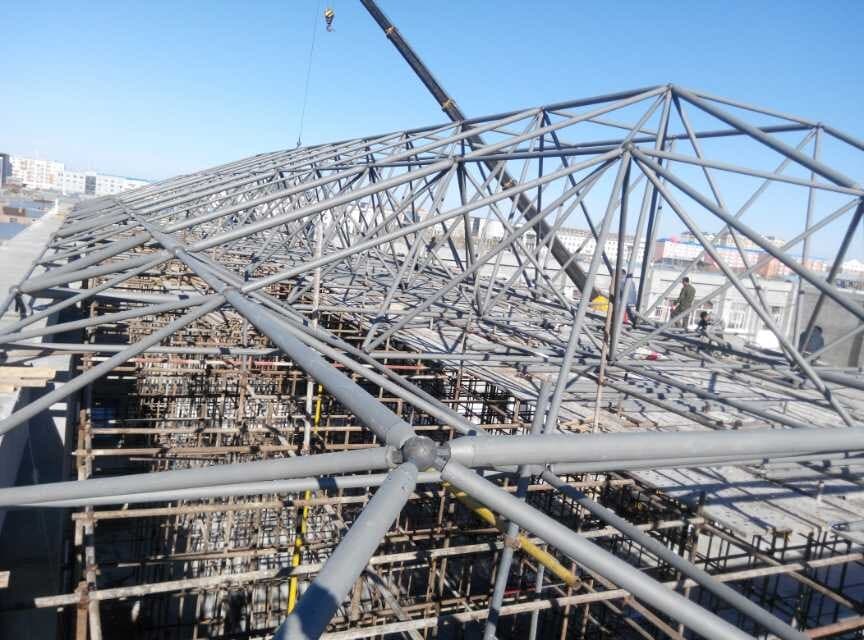宁波商贸城屋顶网架工程